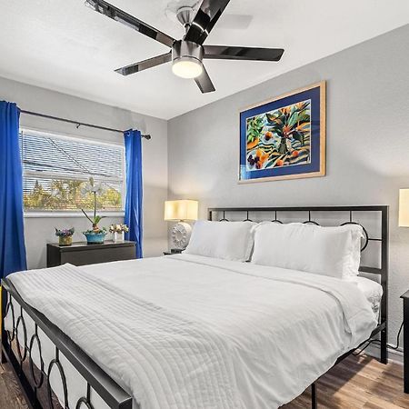 Sunset Beach Suites St. Pete Beach Eksteriør bilde
