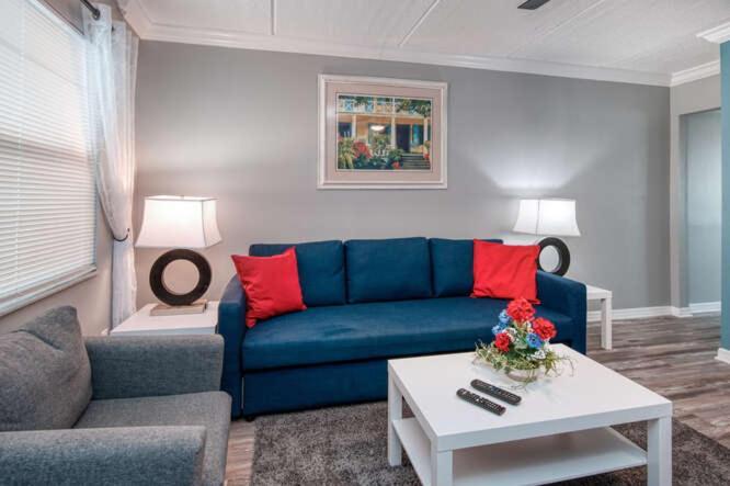 Sunset Beach Suites St. Pete Beach Eksteriør bilde