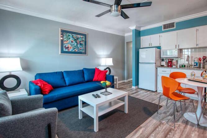 Sunset Beach Suites St. Pete Beach Eksteriør bilde