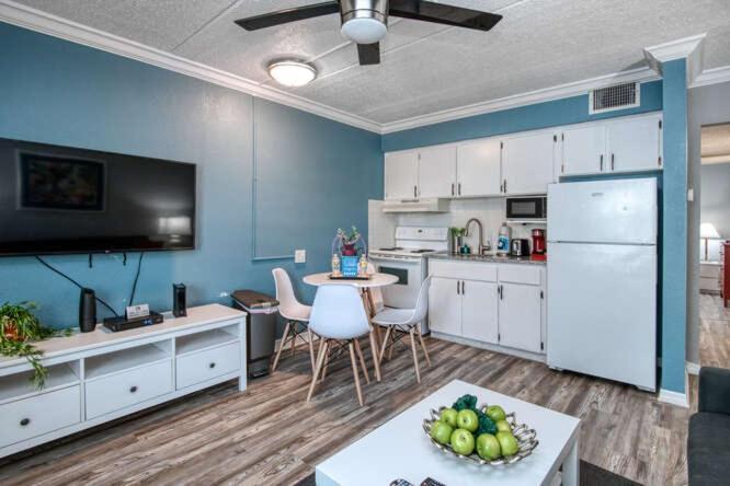 Sunset Beach Suites St. Pete Beach Eksteriør bilde