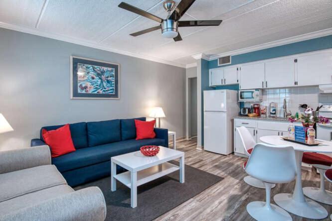 Sunset Beach Suites St. Pete Beach Eksteriør bilde