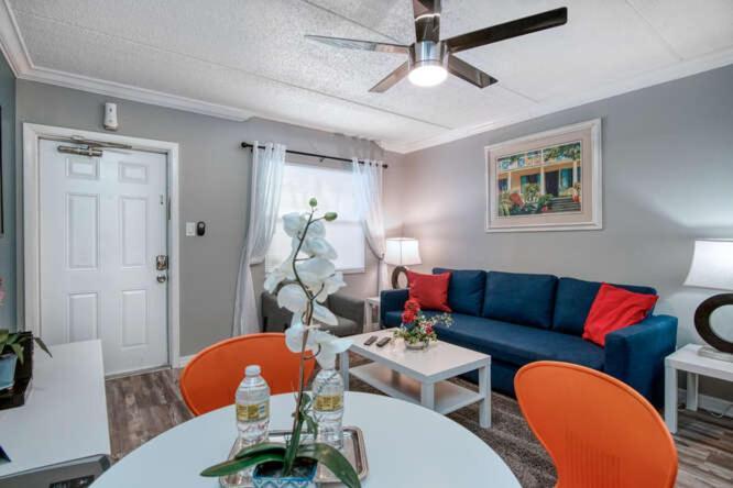 Sunset Beach Suites St. Pete Beach Eksteriør bilde