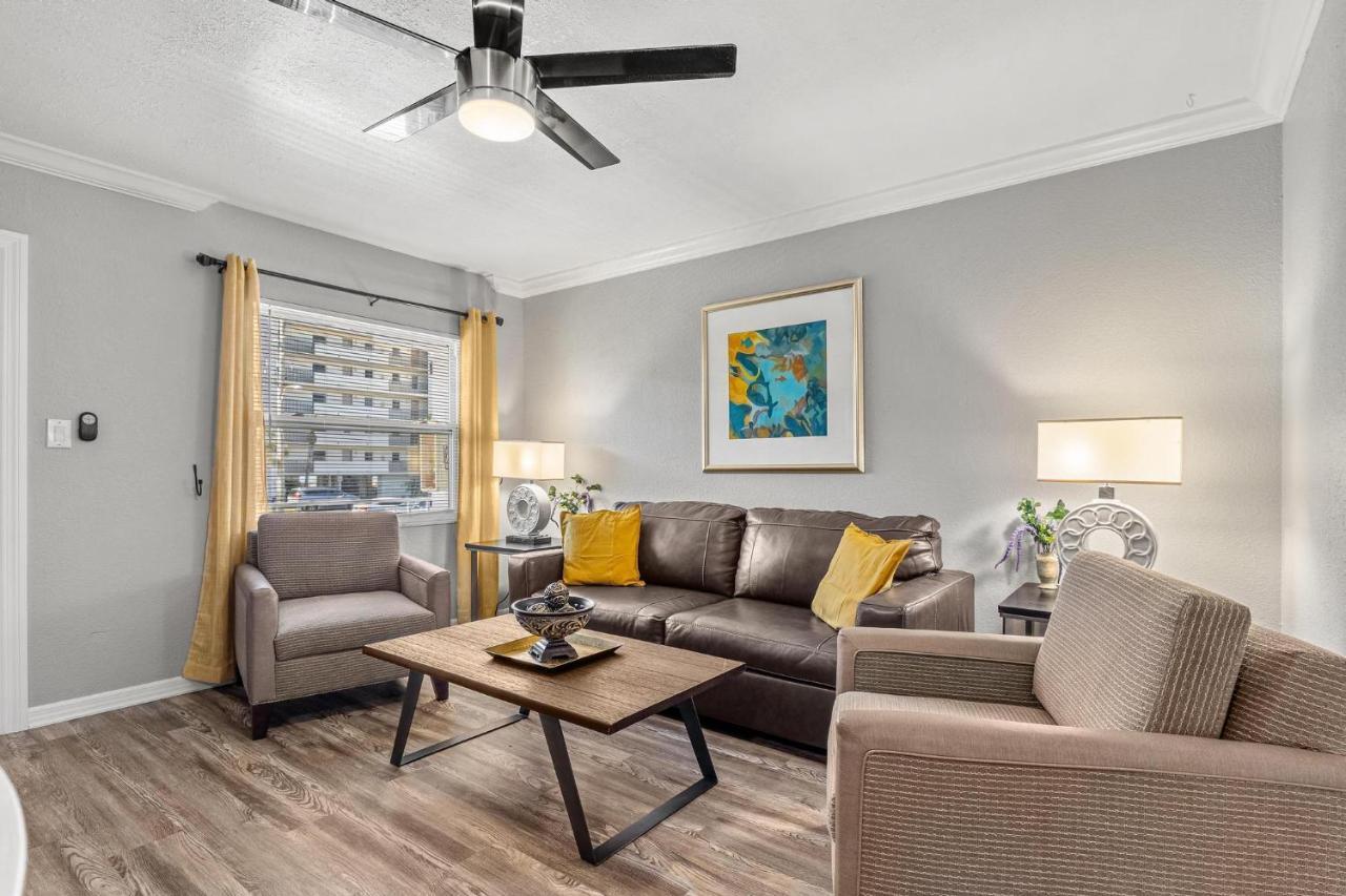 Sunset Beach Suites St. Pete Beach Eksteriør bilde